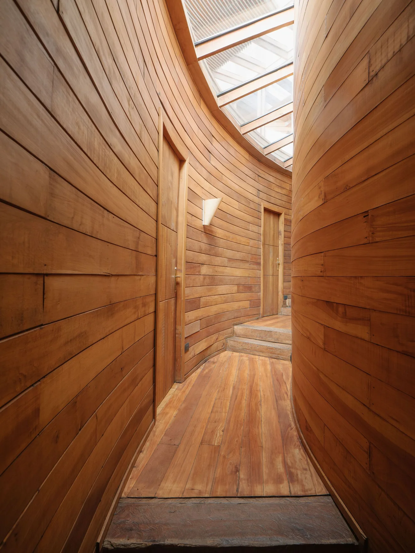 Fire House / Cazú Zegers - Interior Photography