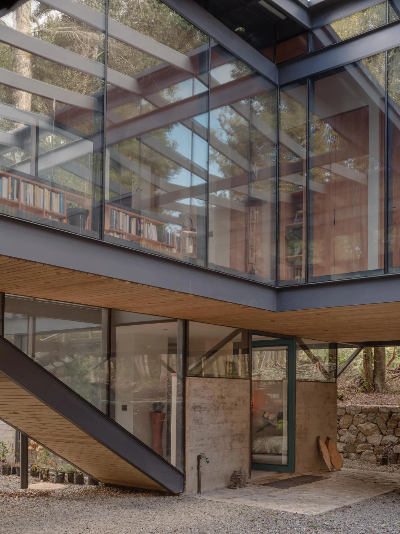 Hebra Arquitectos, Marcos Zegers · Casa Roble Huacho