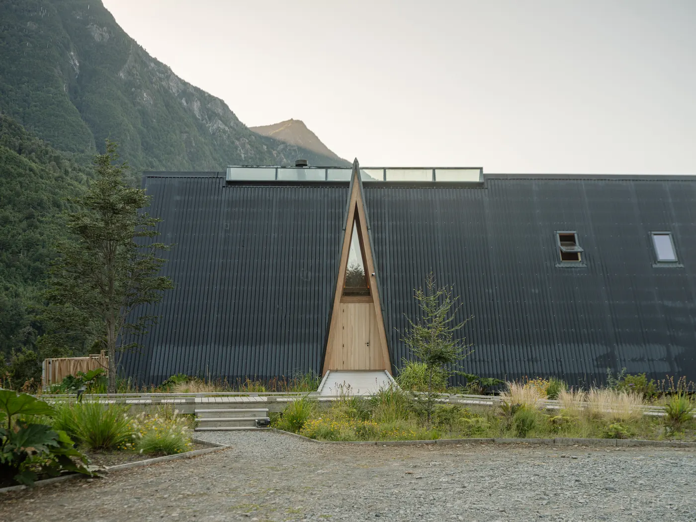 Tawa Lodge — Marcos Zegers