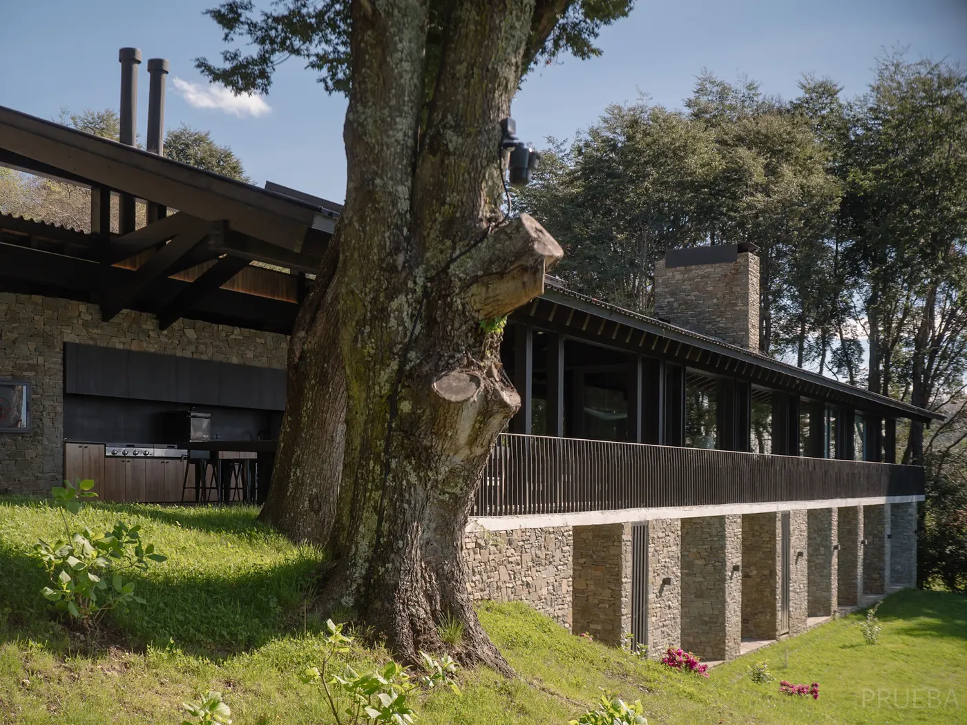Casa Iluhue — Marcos Zegers
