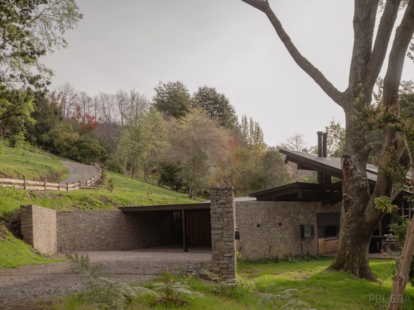Casa Iluhue — Marcos Zegers