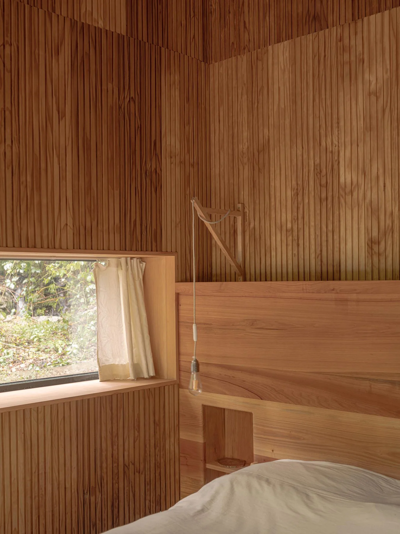 DRAA / Del Rio Arquitectos Asociados, Marcos Zegers · Huerquehue Refuge