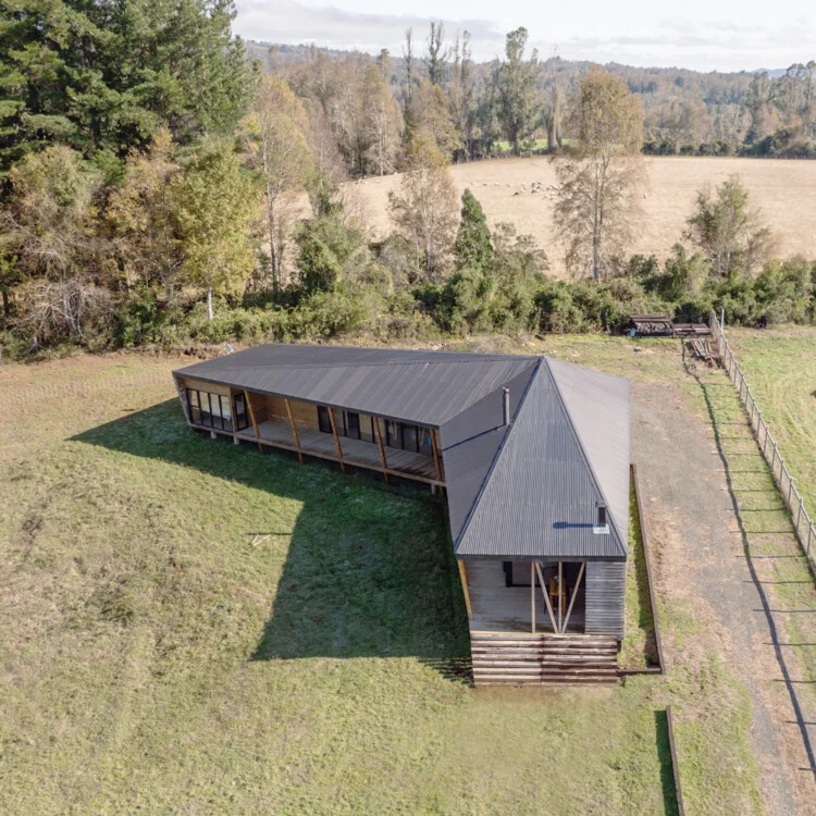 Bumeran House / Lucas Maino Fernandez - Exterior Photography, Windows
