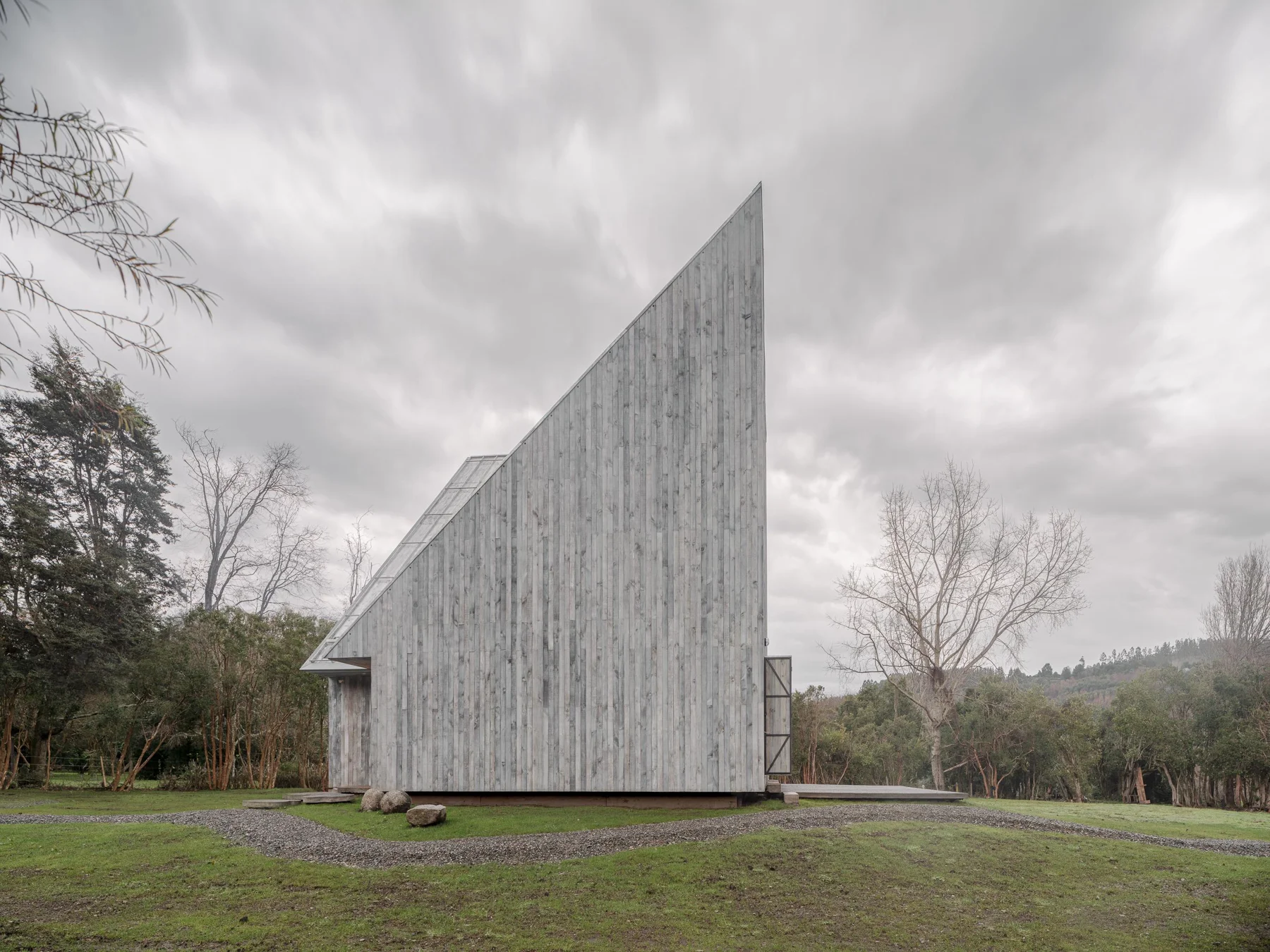 Iván Bravo Architects, Martín Rojas, BARO, Marcos Zegers · HUMO HOUSE