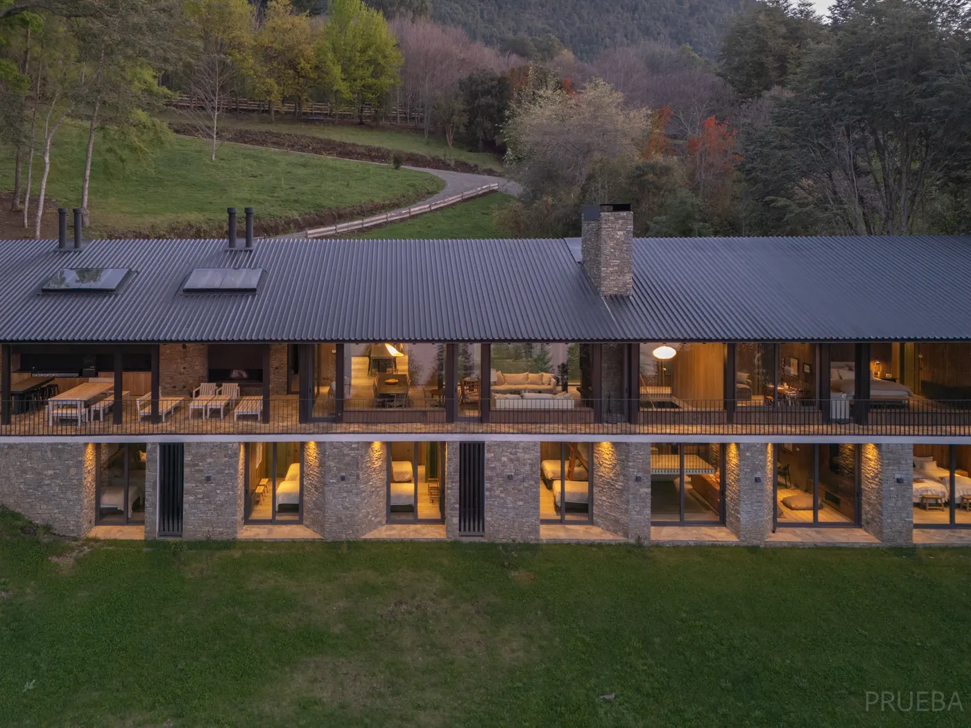 Casa Iluhue — Marcos Zegers