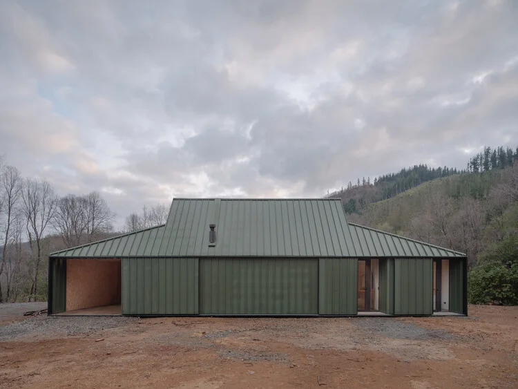 Alejandra House / Duarte Fournies Arquitectos - Image 3 of 32