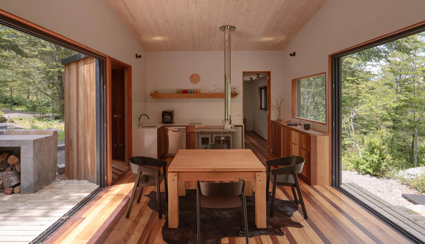 Hebra Arquitectos, Marcos Zegers · Old Stream House