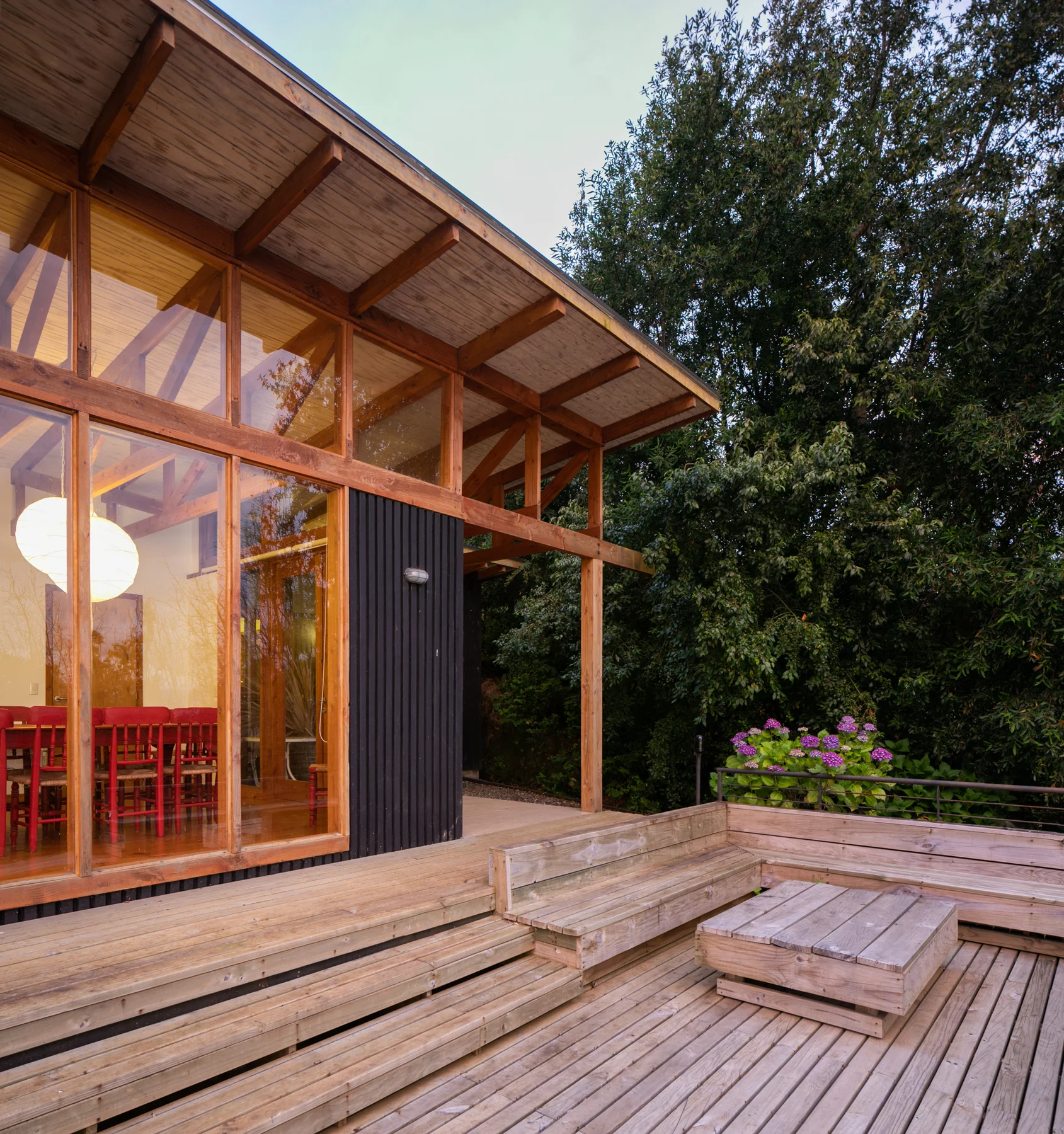 House RM / EXTCO - Exterior Photography, Wood, Door, Deck
