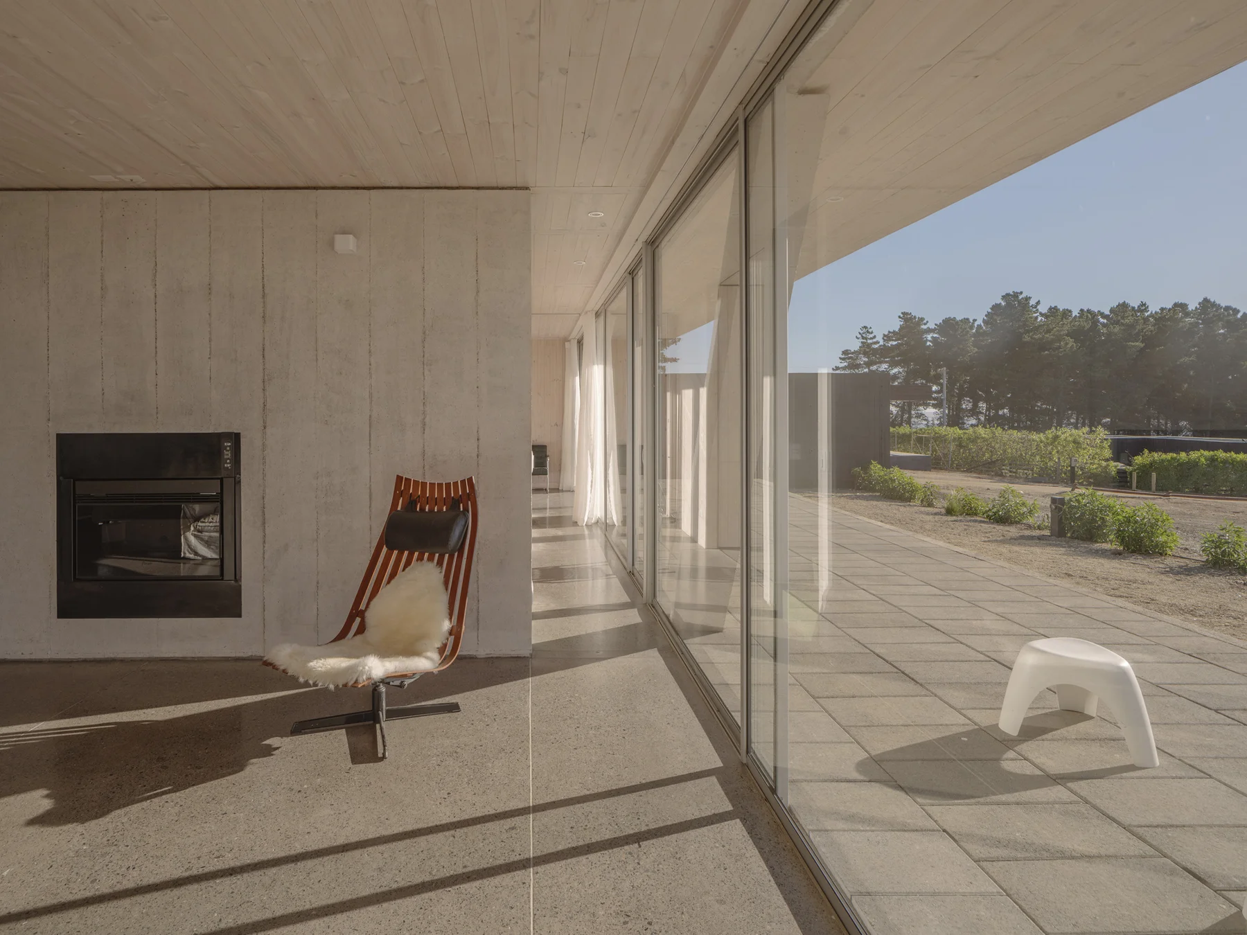 DREAL House / Emergentes Architectures Sàrl - Image 4 of 38