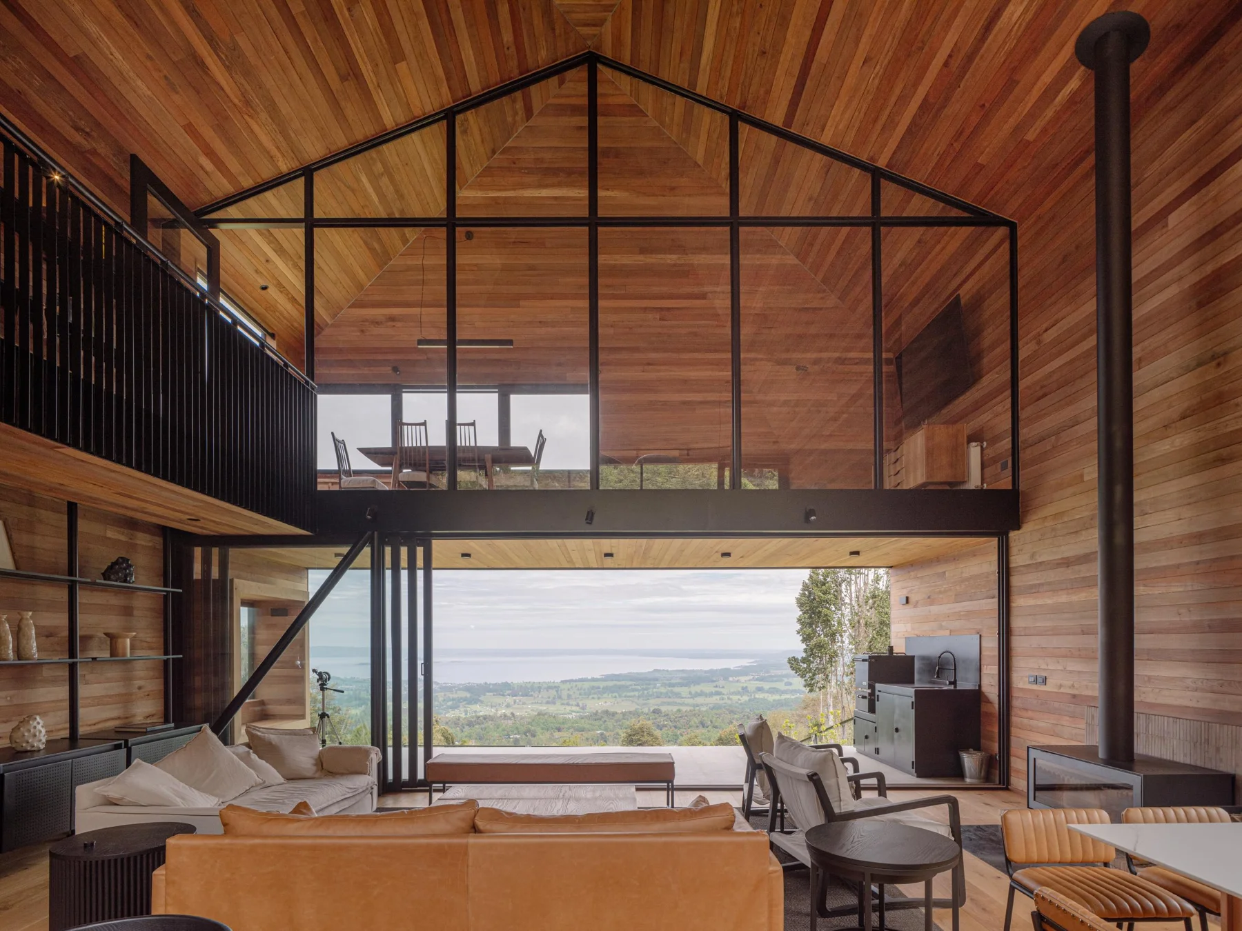 Hebra Arquitectos, Marcos Zegers · Palo Quemado House