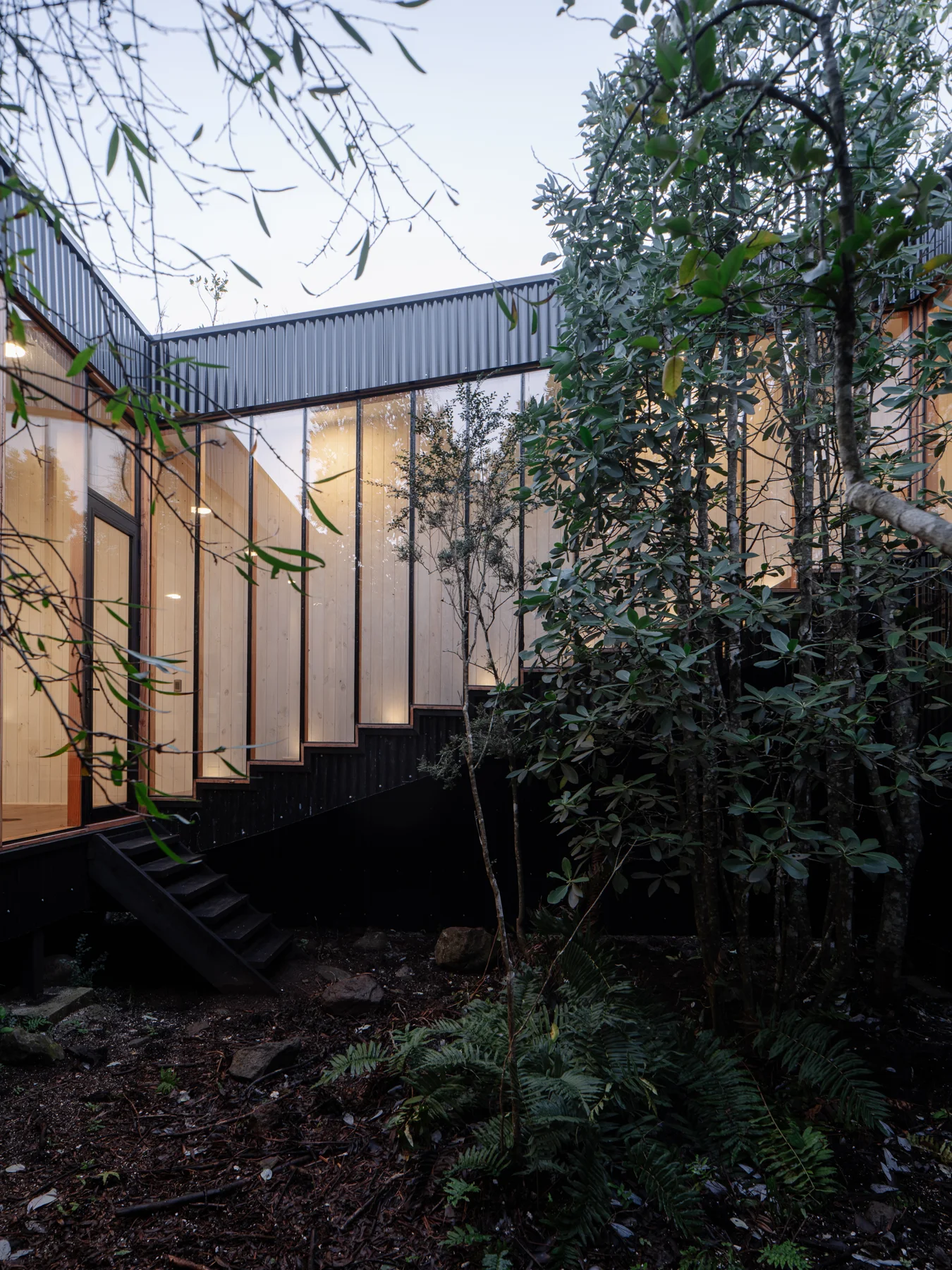Un Patio House / Lucas Maino Fernandez - Exterior Photography