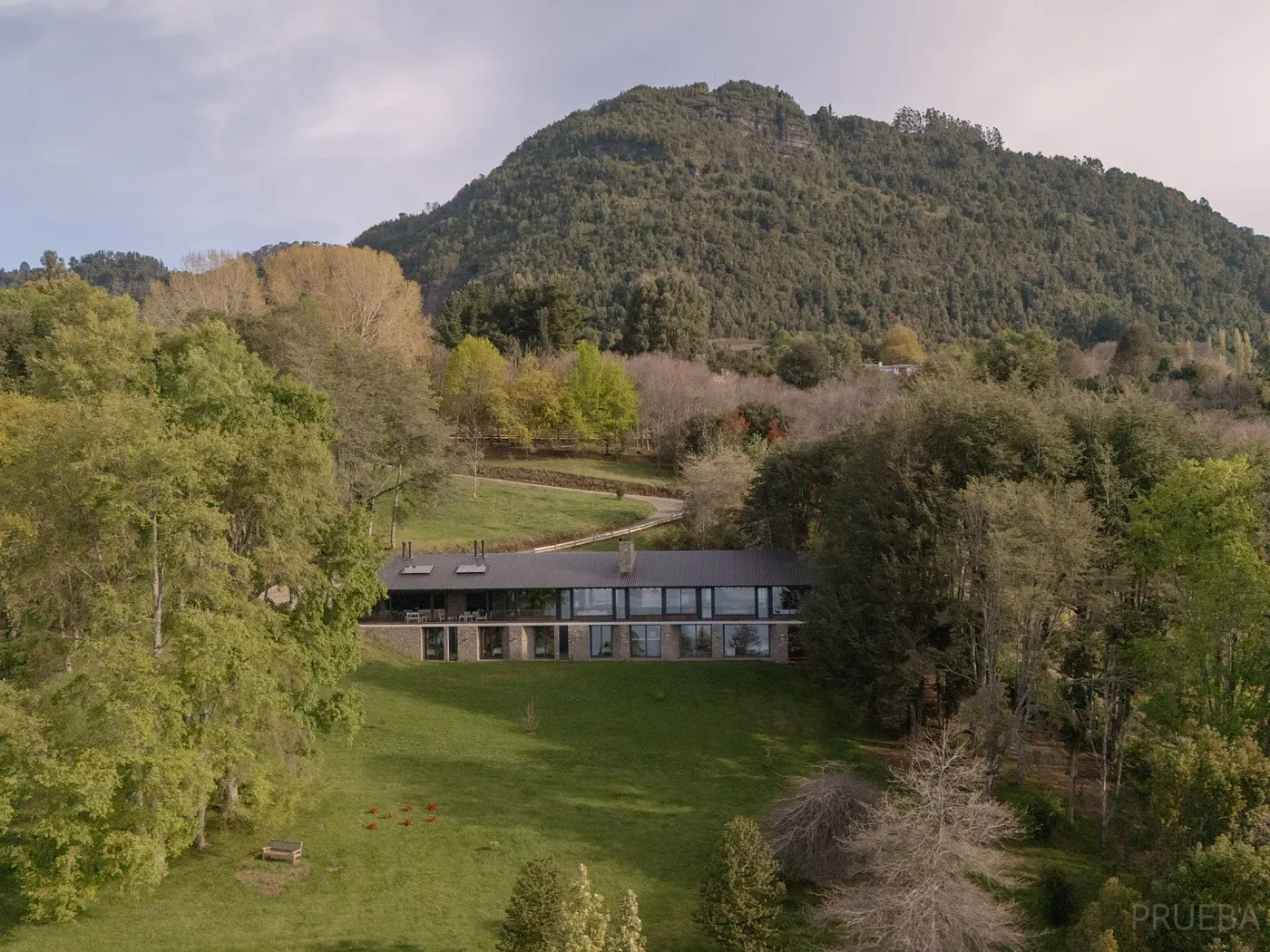 Casa Iluhue — Marcos Zegers