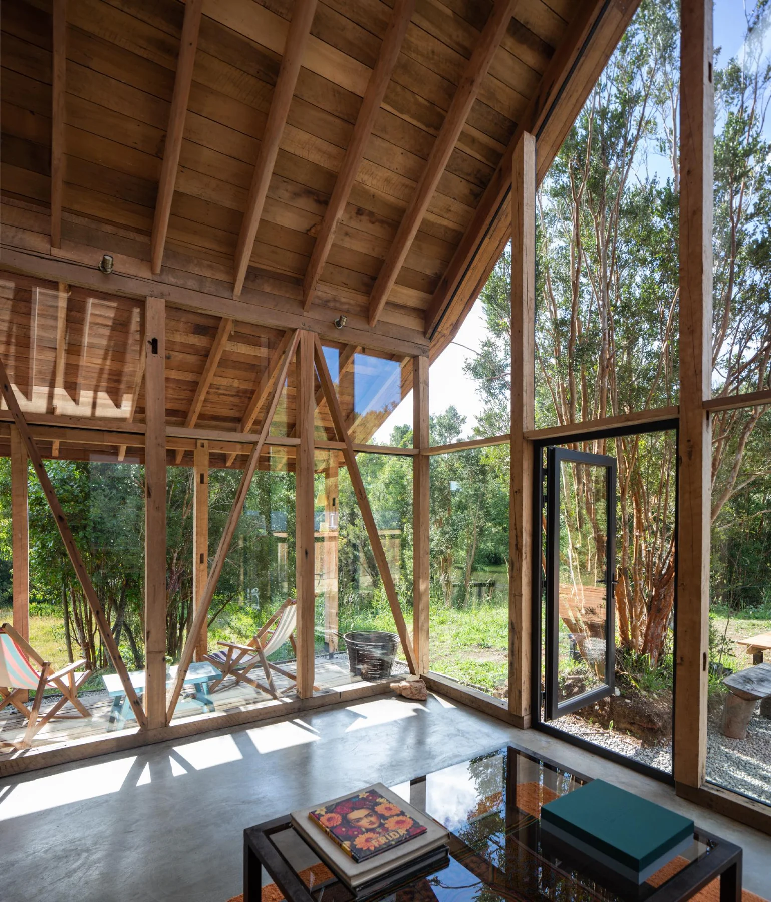 AVONarquitectos, Marcos Zegers · Maullin Lodge