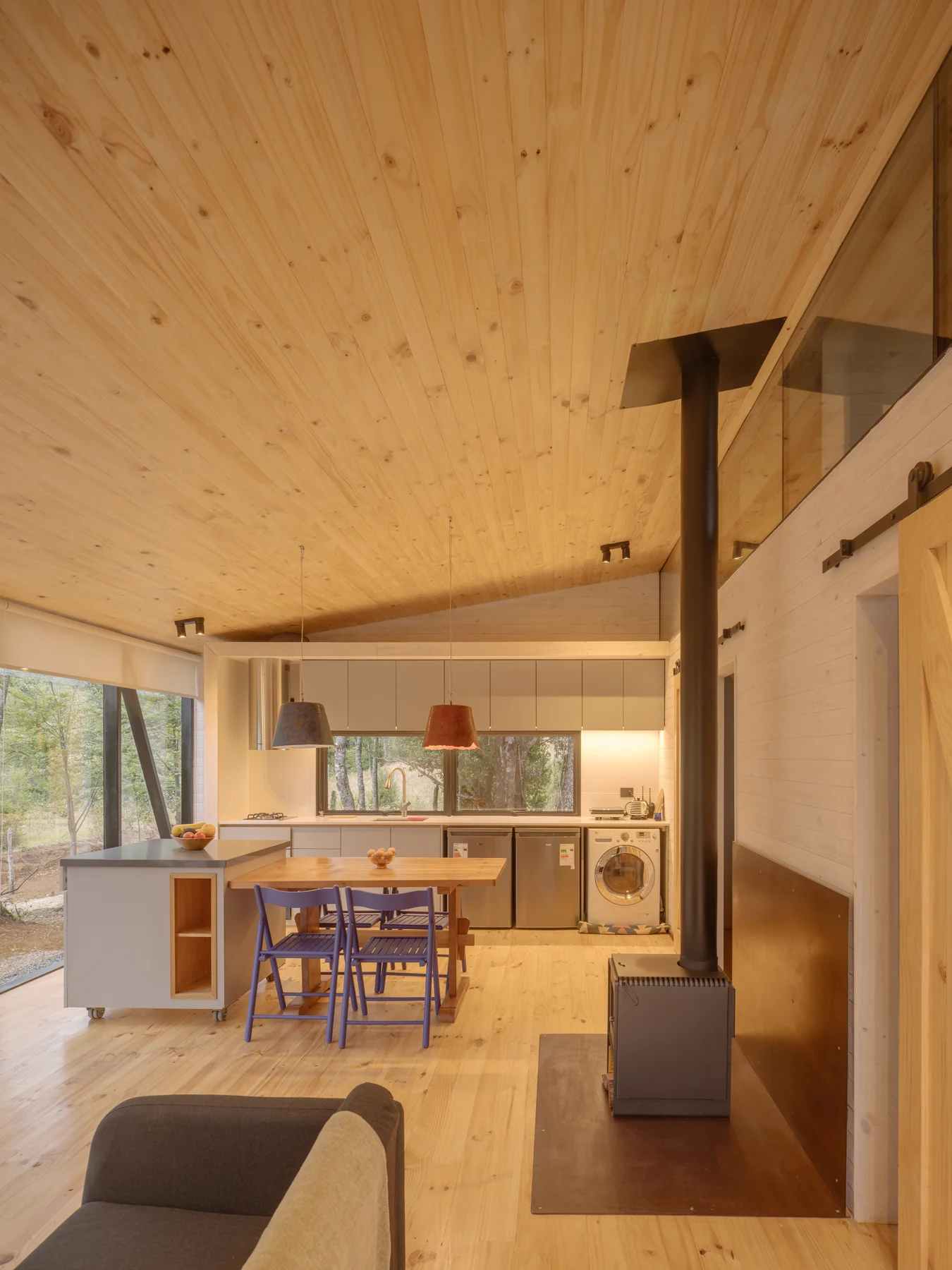 Shelter S01 / Hebra Arquitectos - Interior Photography, Dining room, Wood, Lighting, Beam, Chair