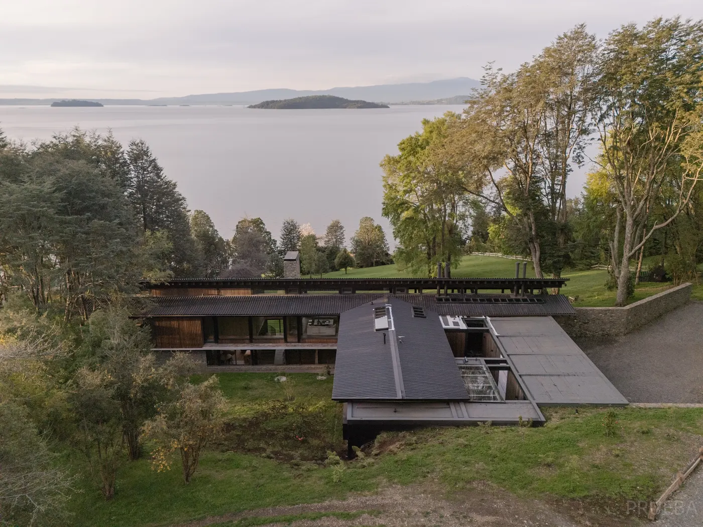 Casa Iluhue — Marcos Zegers