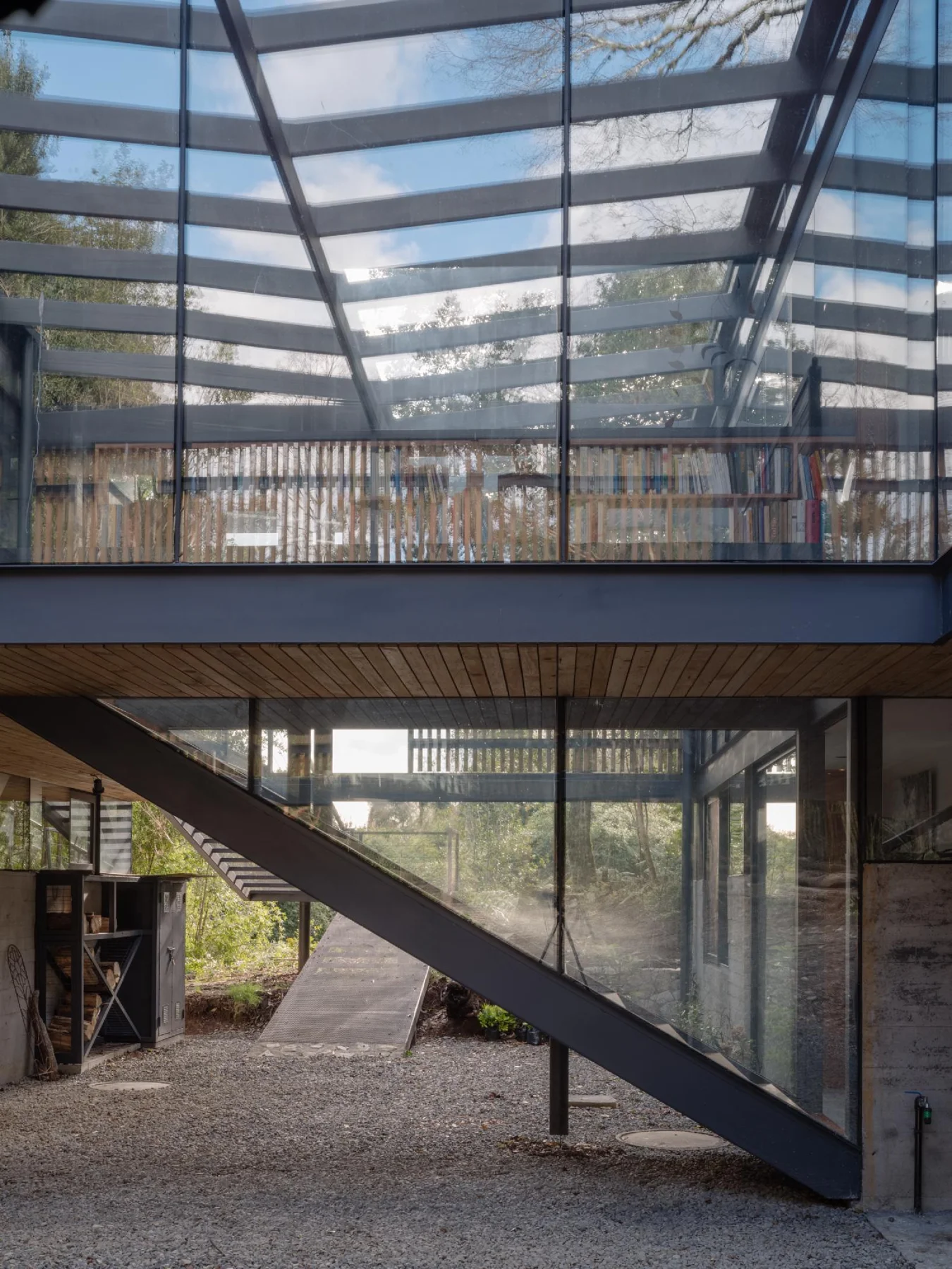 Hebra Arquitectos, Marcos Zegers · Casa Roble Huacho
