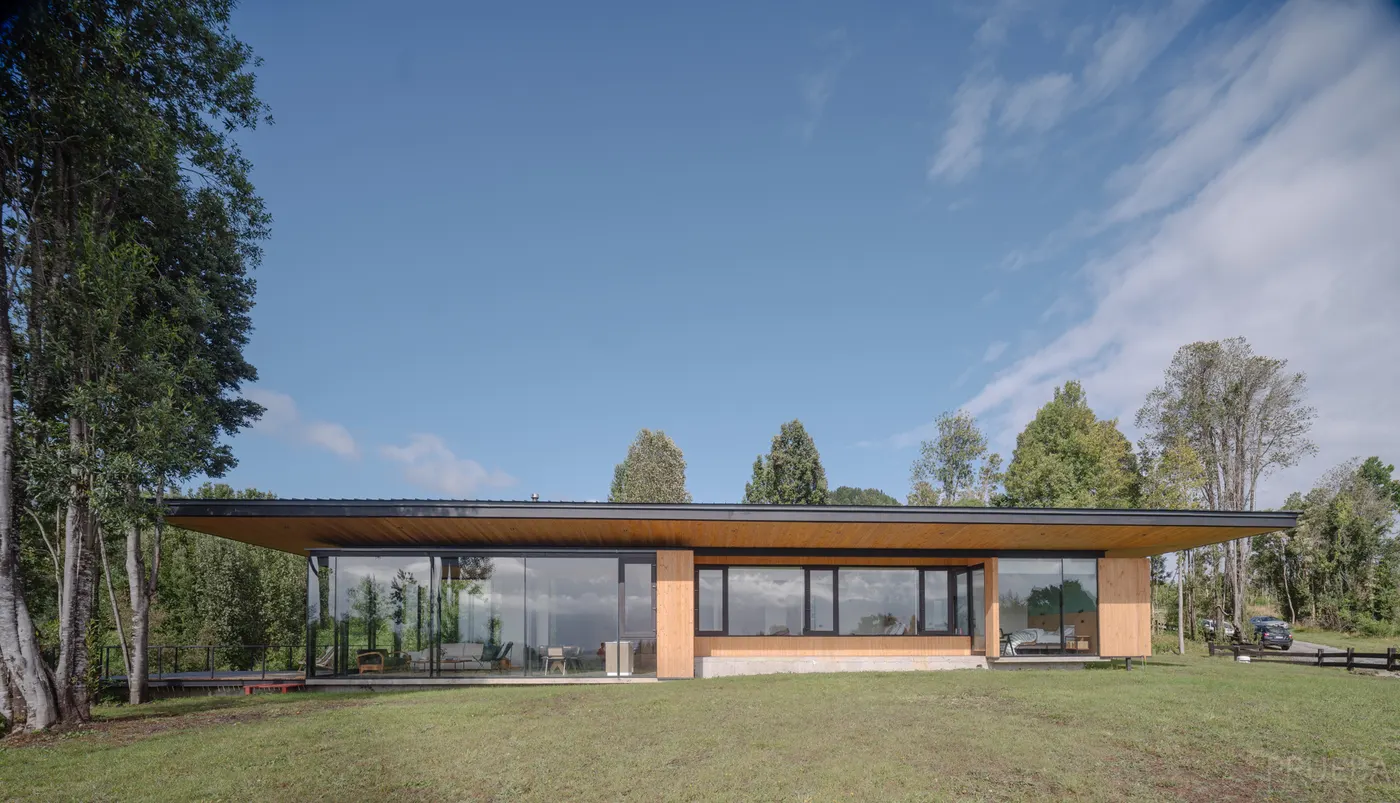 Casa en Ensenada — Marcos Zegers