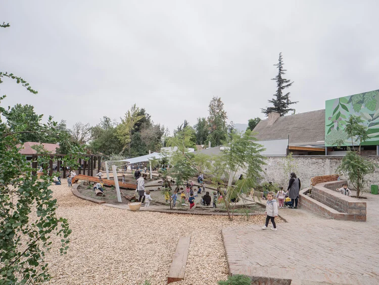 Ombú Afuera Kindergarten / Andrés Zegers Arquitecto + Lirio Paisaje - Exterior Photography
