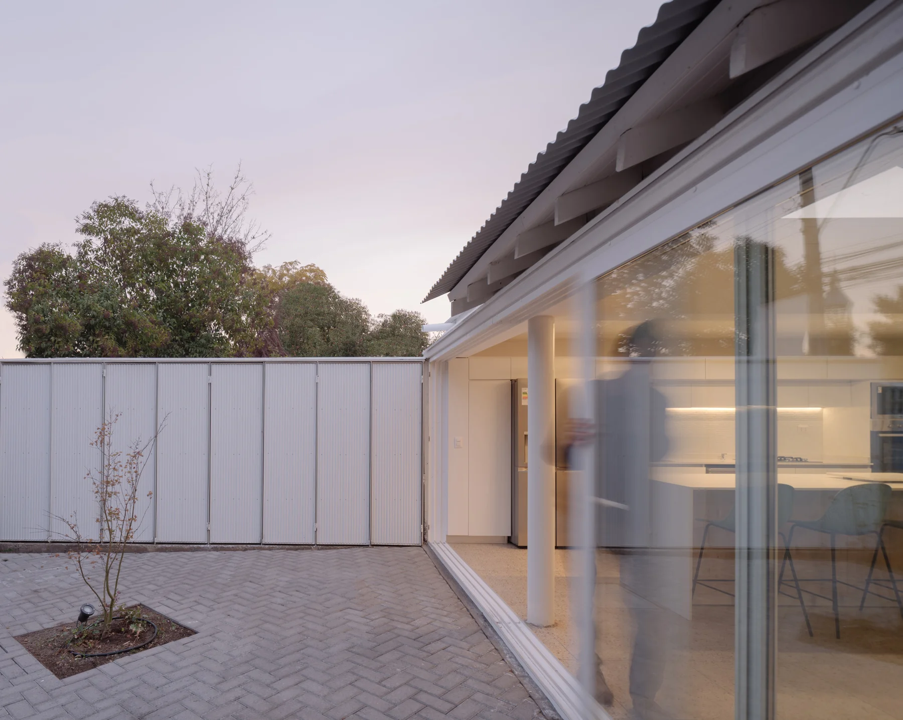 El Aromo House / Duarte Fournies Arquitectos - Exterior Photography, Wood, Door, Concrete