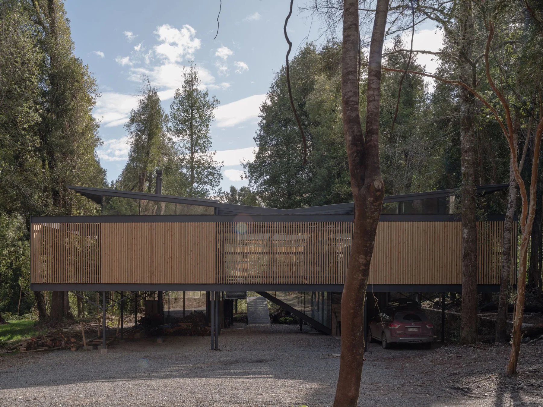 Roble Huacho House / Hebra Arquitectos - Image 3 of 46