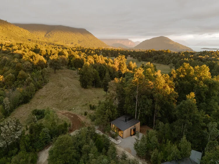 Shelter S01 / Hebra Arquitectos - Exterior Photography, Forest