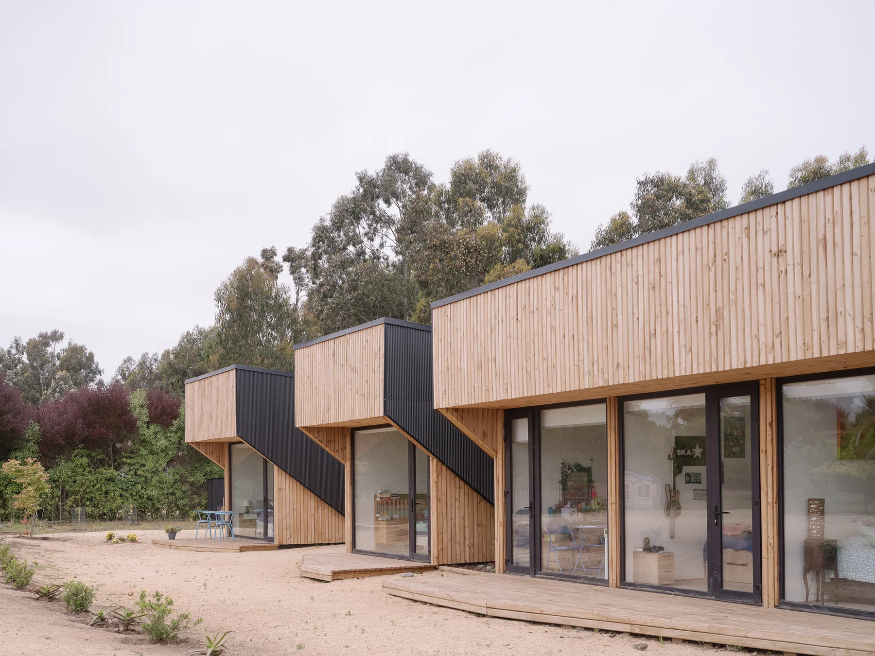 Las Vertientes House / Lucas Maino Fernandez - Exterior Photography, Windows, Door, Facade