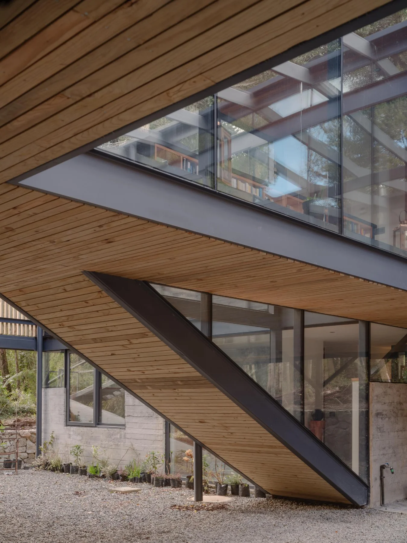 Hebra Arquitectos, Marcos Zegers · Casa Roble Huacho
