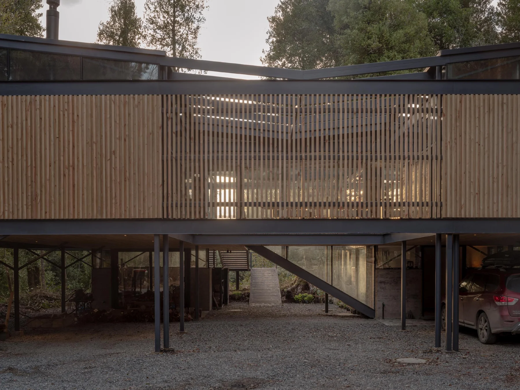 Hebra Arquitectos, Marcos Zegers · Casa Roble Huacho