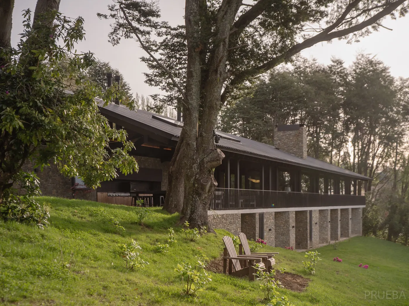 Casa Iluhue — Marcos Zegers